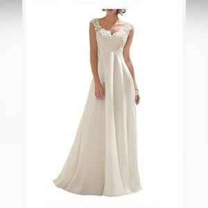 Beautiful wedding dress plus size